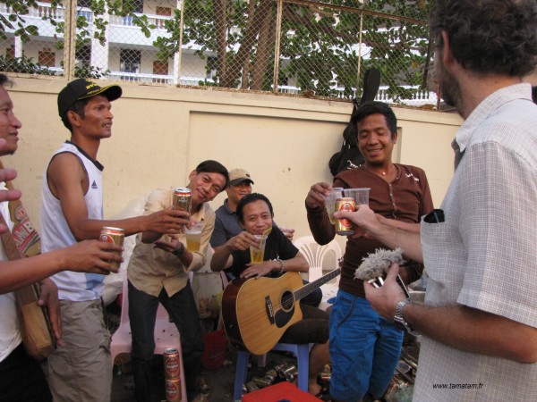 Cambodia street music
